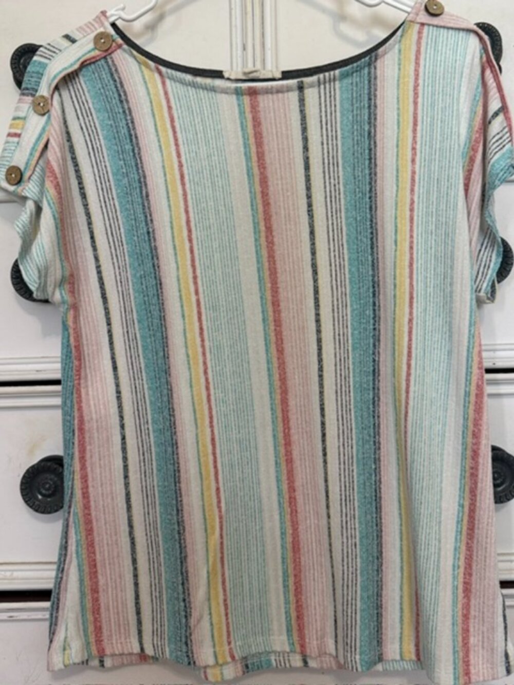 Above & Beyond Women’s Multi Color Striped Top Size Small